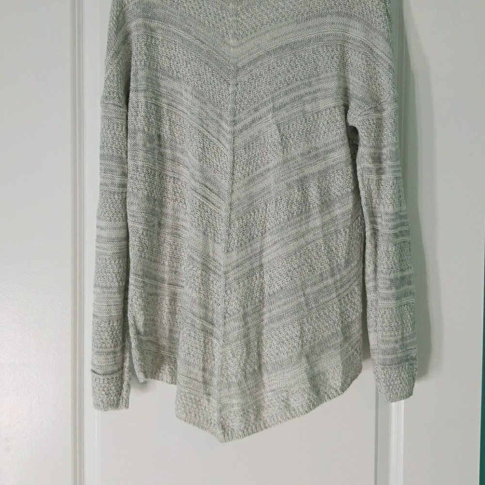 Maurices sweater - Picture 3 of 4